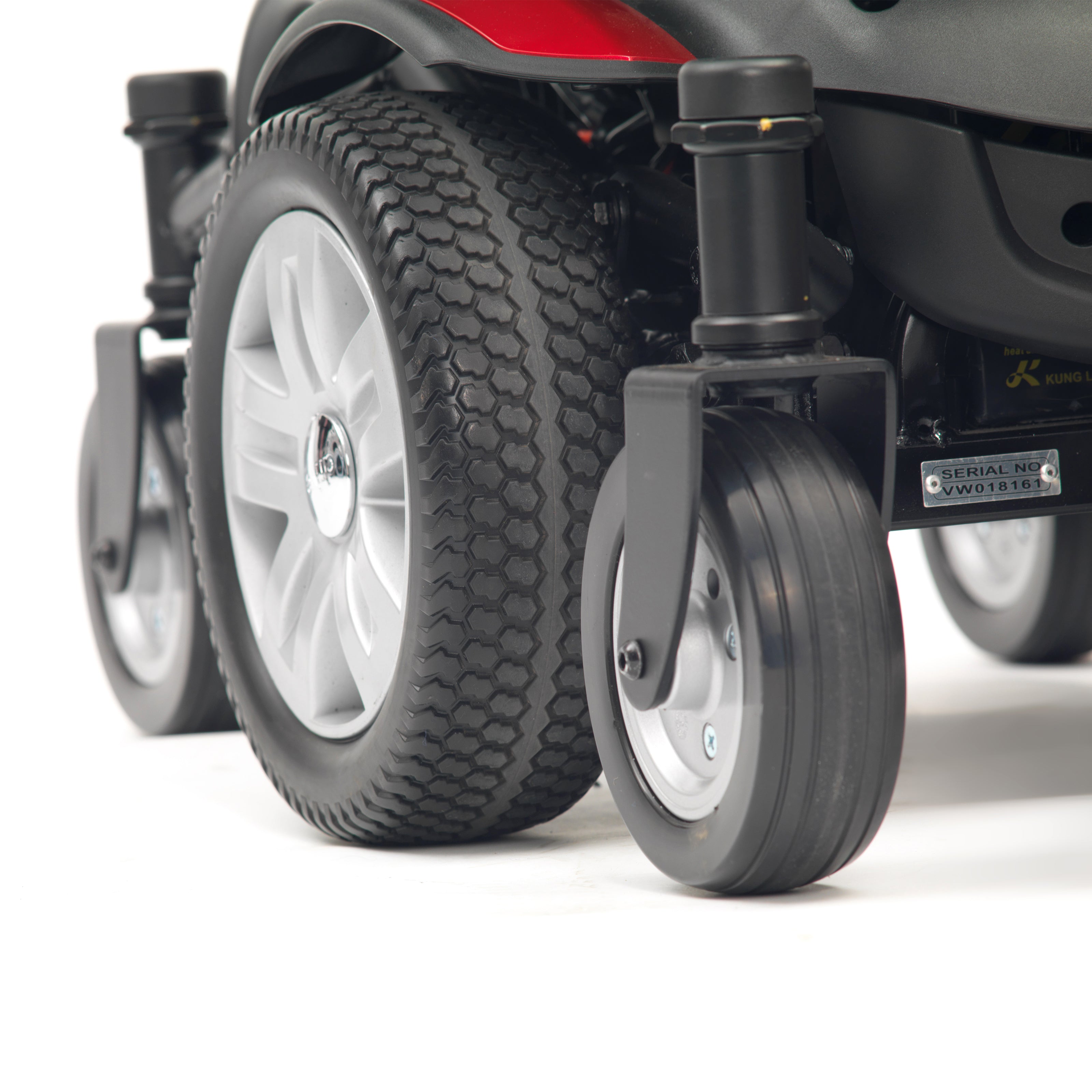 Drive DeVilbiss Titan AXS Mid-Wheel Powerchair