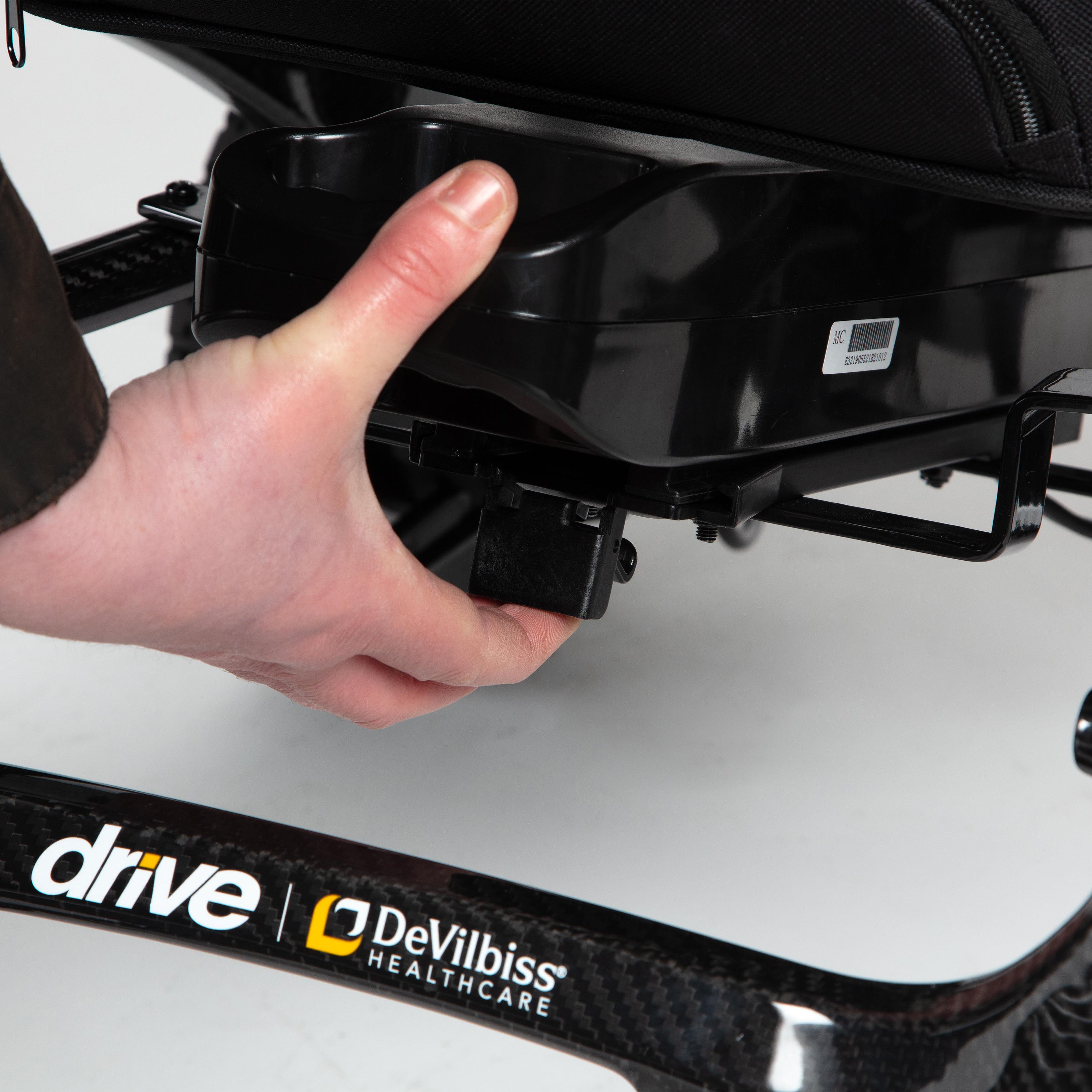 Drive DeVilbiss AirFold Carbon Fibre Powerchair