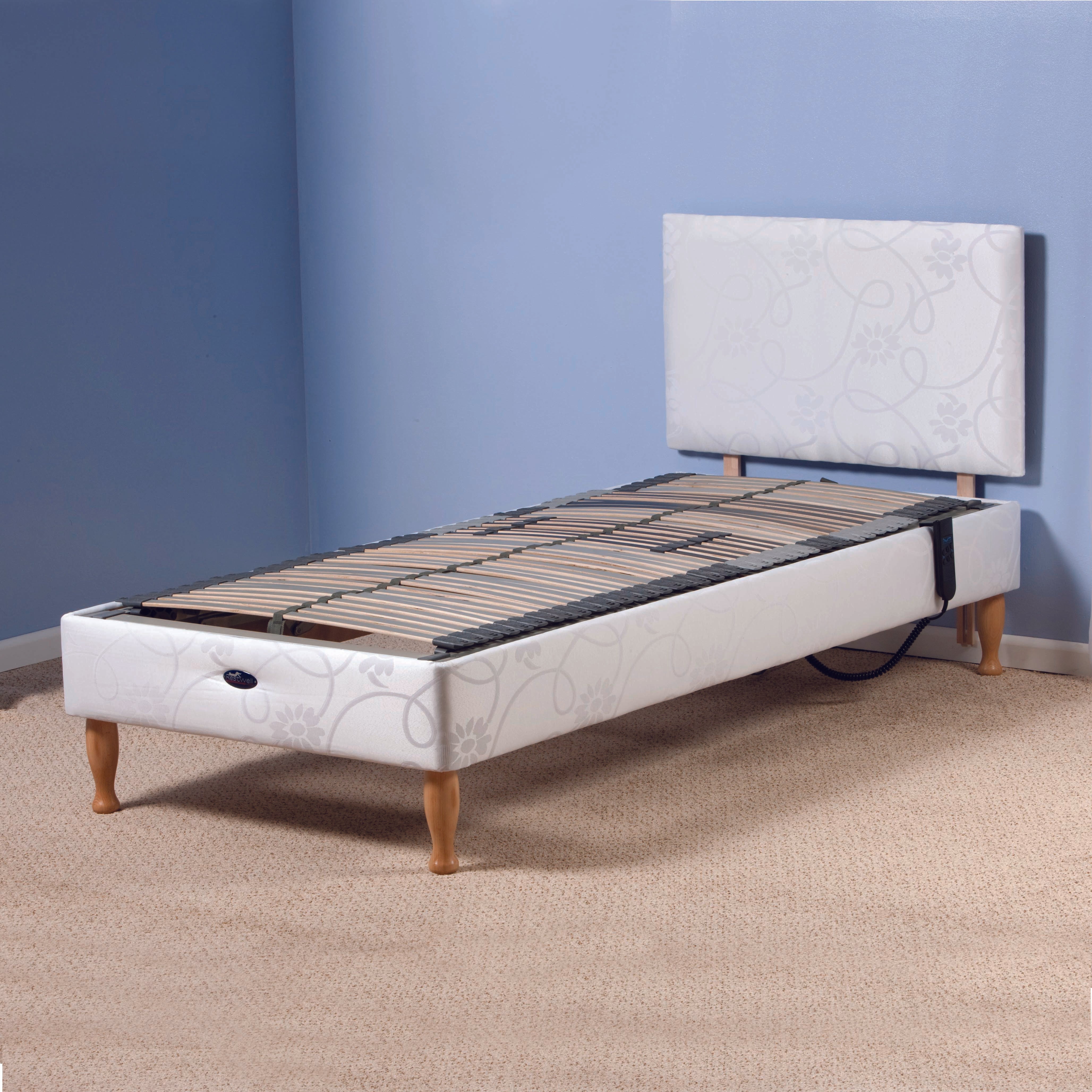 Drive DeVilbiss 4'6 Devon Electric Adjustable Bed