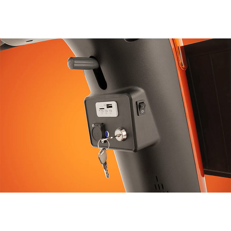 Savvy 8 - Lock box with key on an orange background
